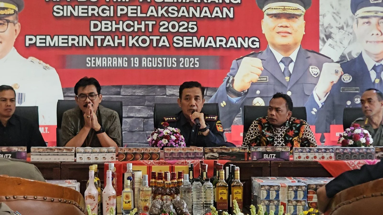 Bea Cukai Semarang dan Pemkot Semarang Hancurkan Jutaan Rokok Ilegal serta Ribuan Liter Minuman Beralkohol