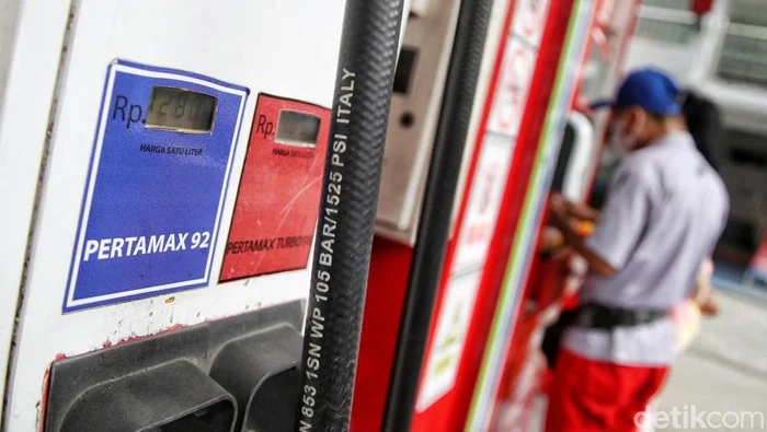 Harga Pertamax Series Akan Naik: Sinyal Kuat dari Menteri ESDM Bahlil Lahadalia