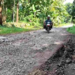 Jalan Alternatif ke Desa Sukamukti di Kota Banjar Amblas, Mengancam Keselamatan Pengguna