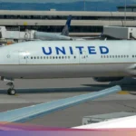 Pesawat United Airlines Darurat di Pittsburgh: Ancaman Bom Terdeteksi, Penumpang Selamat