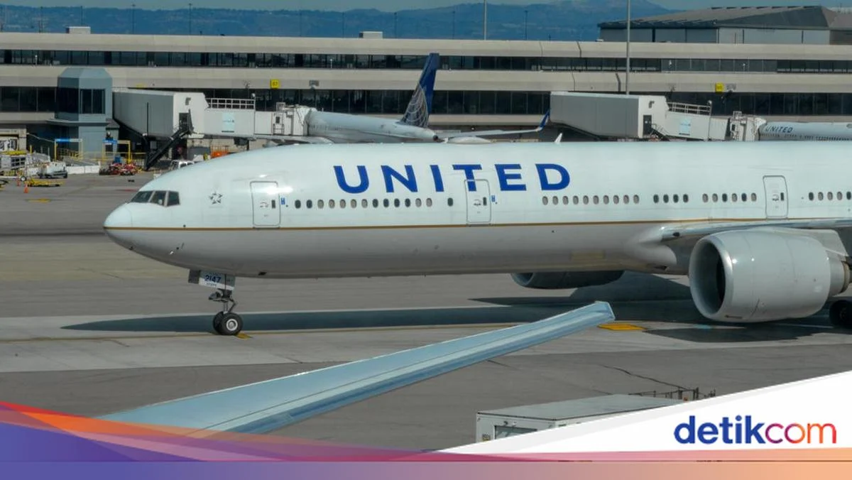 Pesawat United Airlines Darurat di Pittsburgh: Ancaman Bom Terdeteksi, Penumpang Selamat