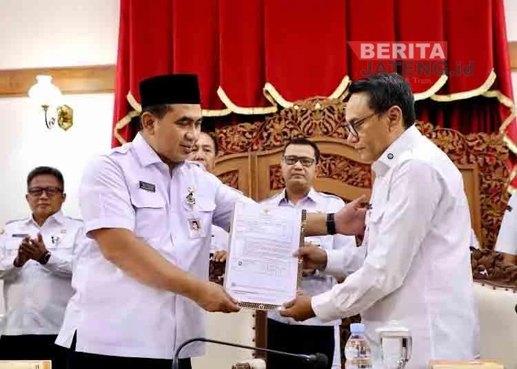 Plt Bupati Pati Risma Ardhi Chandra Larang Pungutan di Sekolah Negeri dan Dorong Wisata Siswa ke Destinasi Lokal