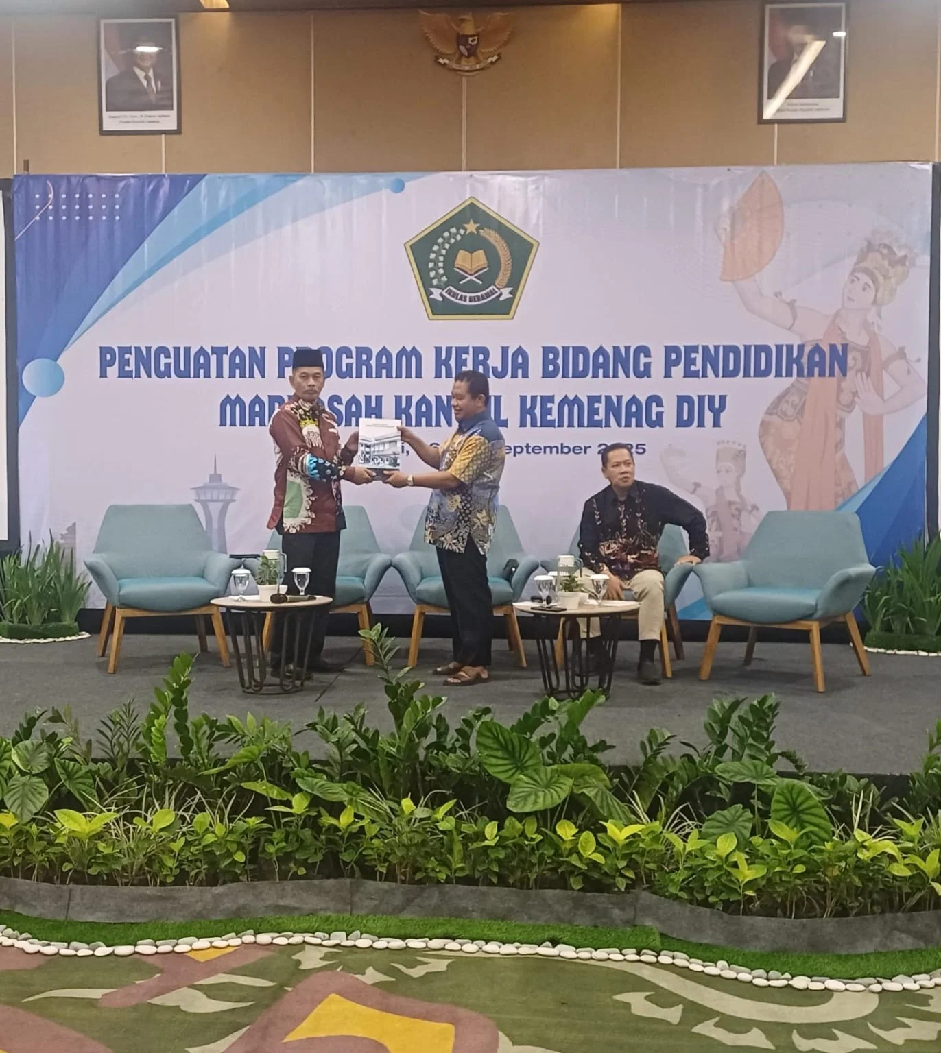 Serah Terima Kepala MAN 2 Pati: Arif Baehaqi Gantikan Moh Kodri dalam Upaya Tingkatkan Mutu Pendidikan